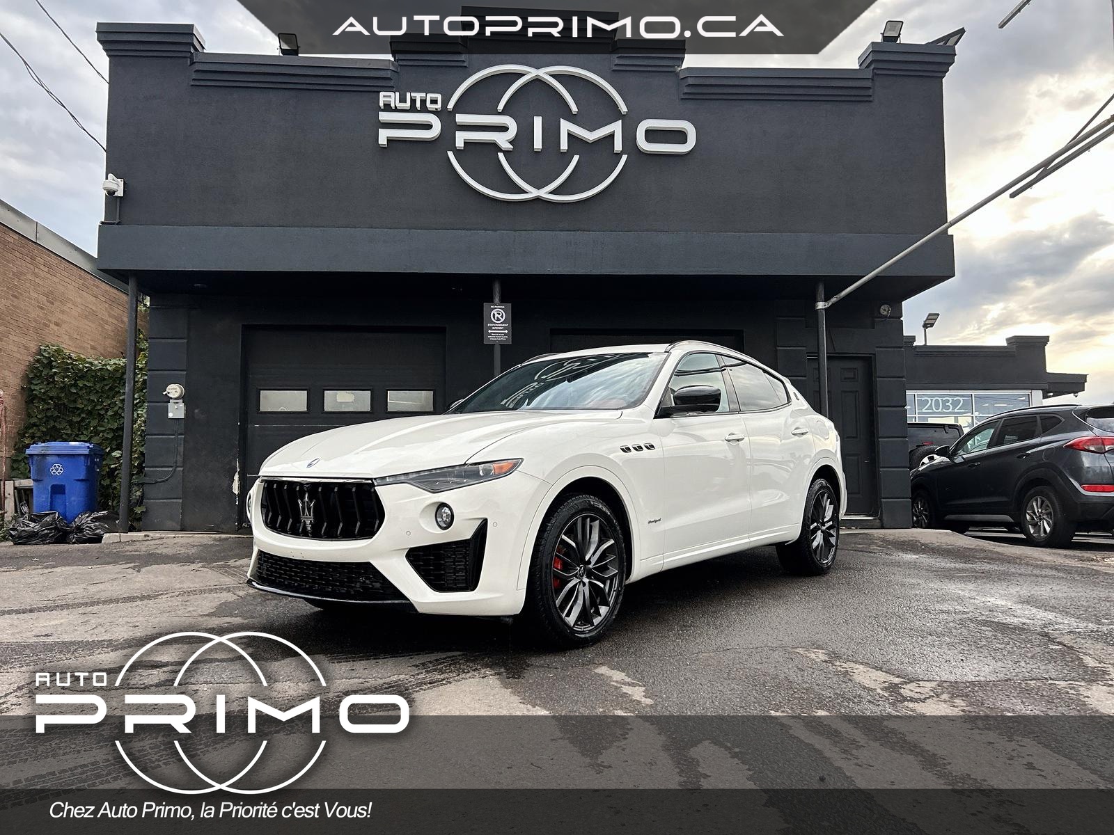2021 Maserati Levante GranSport Automatique avec Cuir Rouge Toit Panoramique Système de Navigation Caméra de Recul Bluetooth Mags Démarrage sans Clé Démarreur à Distance chez Auto Primo Laval 2021 Maserati Levante GranSport Automatique avec Cuir Rouge Toit Panoramique Système de Navigation Caméra de Recul Bluetooth Mags Démarrage sans Clé Démarreur à Distance chez Auto Primo Laval