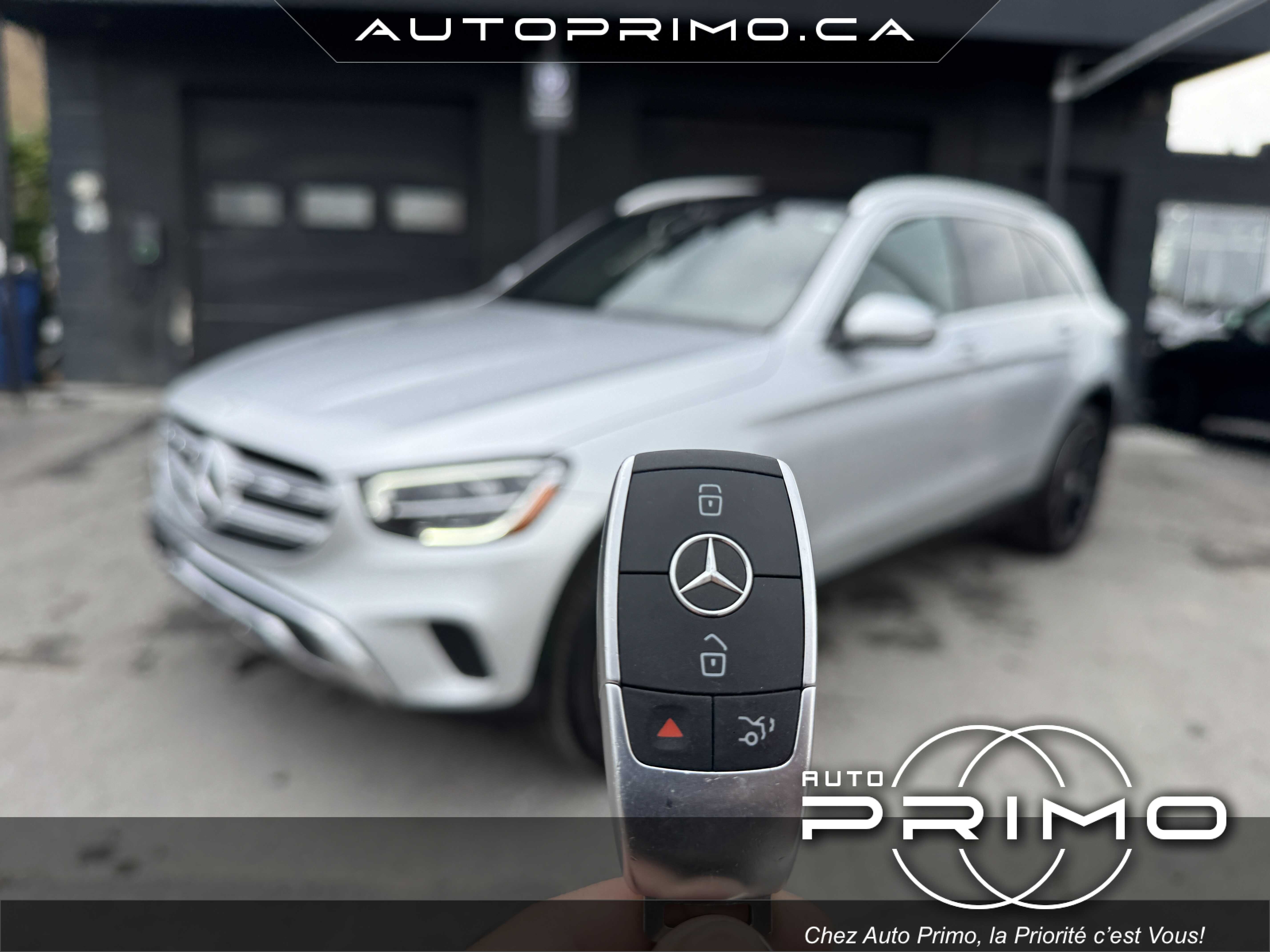 2020 Mercedes GLC 300 4MATIC Automatique avec Sièges en Cuir Toit Panoramique Système de Navigation GPS Carplay Caméra de Recul Démarrage sans Clé Bluetooth Mags chez Auto Primo Laval 2020 Mercedes GLC 300 4MATIC Automatique avec Sièges en Cuir Toit Panoramique Système de Navigation GPS Carplay Caméra de Recul Démarrage sans Clé Bluetooth Mags chez Auto Primo Laval