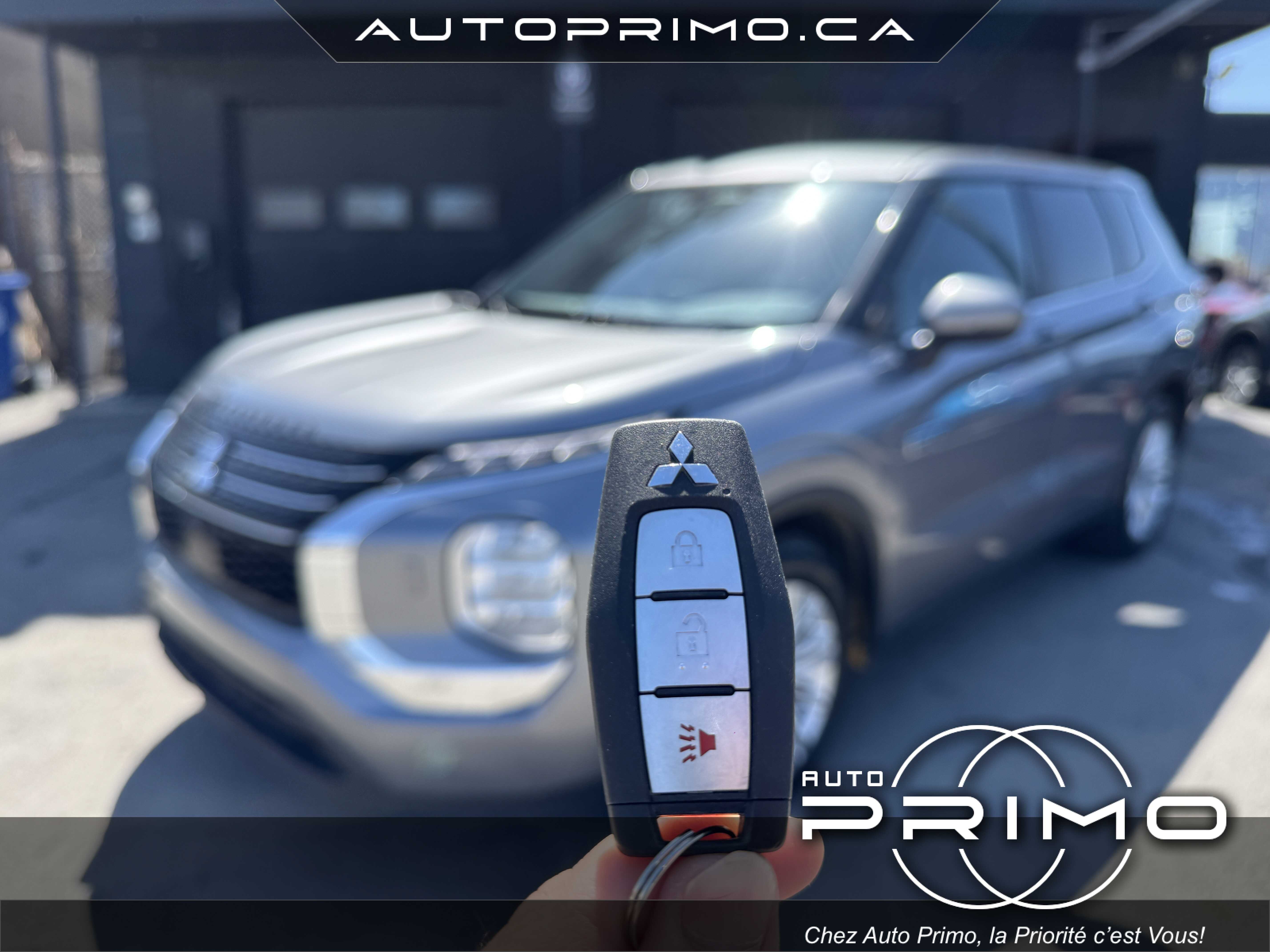 2023 Mitsubishi Outlander PHEV ES AWD Automatique avec 7 Passagers Régulateur de Vitesse Adaptatif Système de Navigation Carplay Camera de Recul Démarrage sans Clé Bluetooth Mags chez Auto Primo Laval 2023 Mitsubishi Outlander PHEV ES AWD Automatique avec 7 Passagers Régulateur de Vitesse Adaptatif Système de Navigation Carplay Camera de Recul Démarrage sans Clé Bluetooth Mags chez Auto Primo Laval