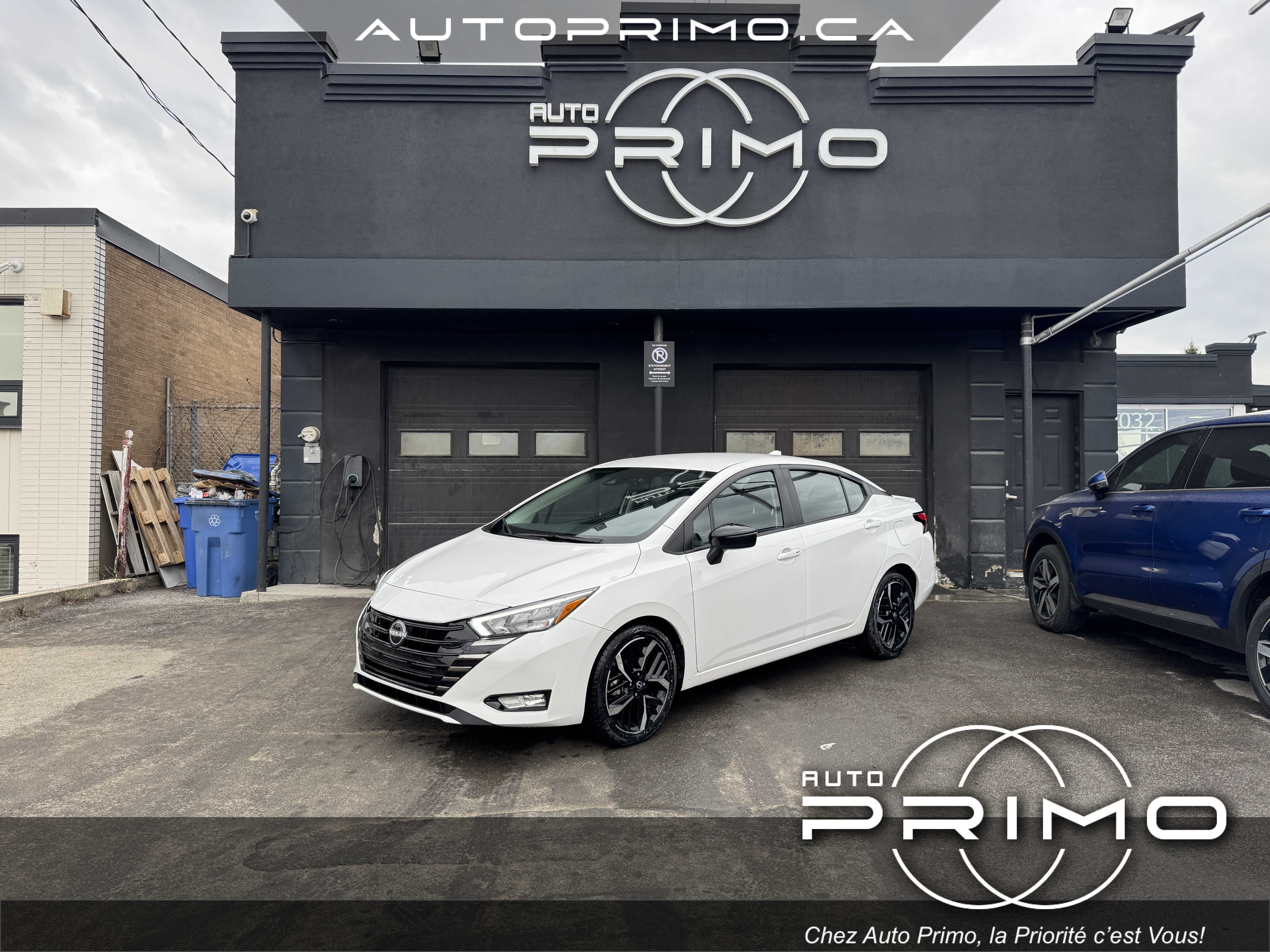 2024 Nissan Versa SR Automatique avec Sièges Chauffants Système de Navigation Carplay Caméra de Recul Démarreur à Distance Bluetooth Mags chez Auto Primo Laval 2024 Nissan Versa SR Automatique avec Sièges Chauffants Système de Navigation Carplay Caméra de Recul Démarreur à Distance Bluetooth Mags chez Auto Primo Laval